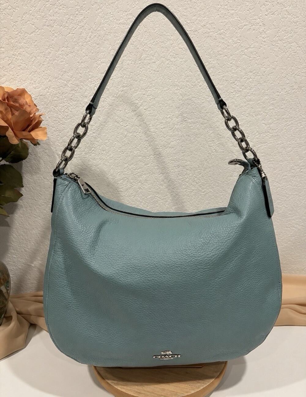 Coach Chelsea 32 Hobo Cloud Blue Pebbled Leather Chain Strap G1983 F21209